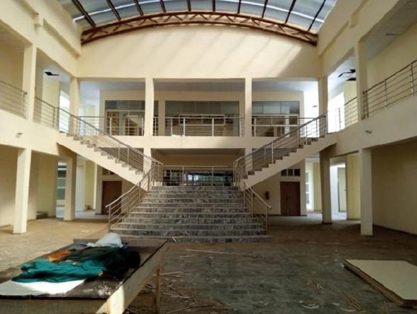 Covered courtyard at the Board of Internal Revenue in Katsina